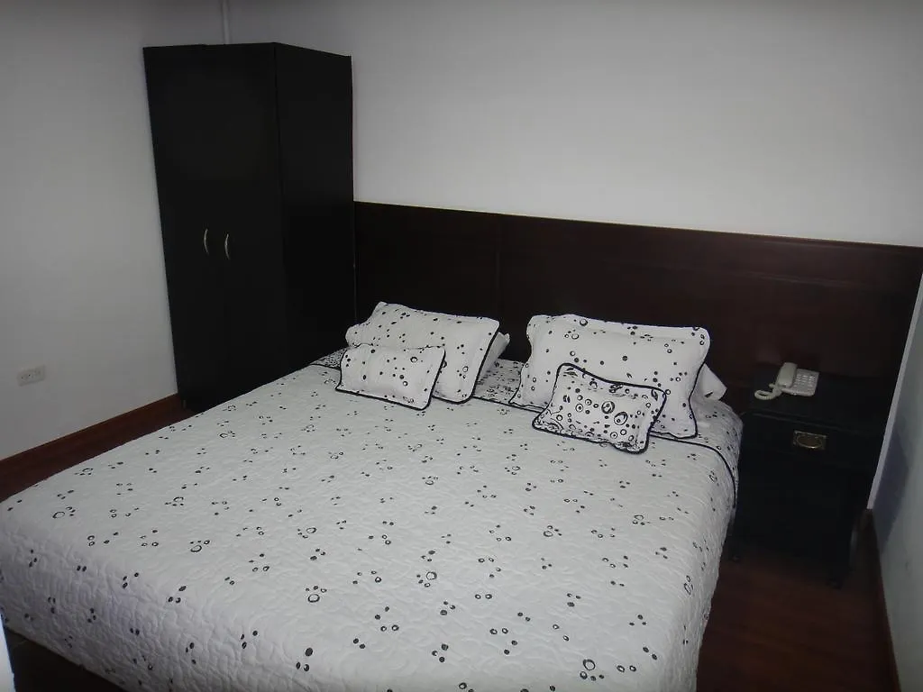 ****  Hotel Embassy Park Bogota Colombia